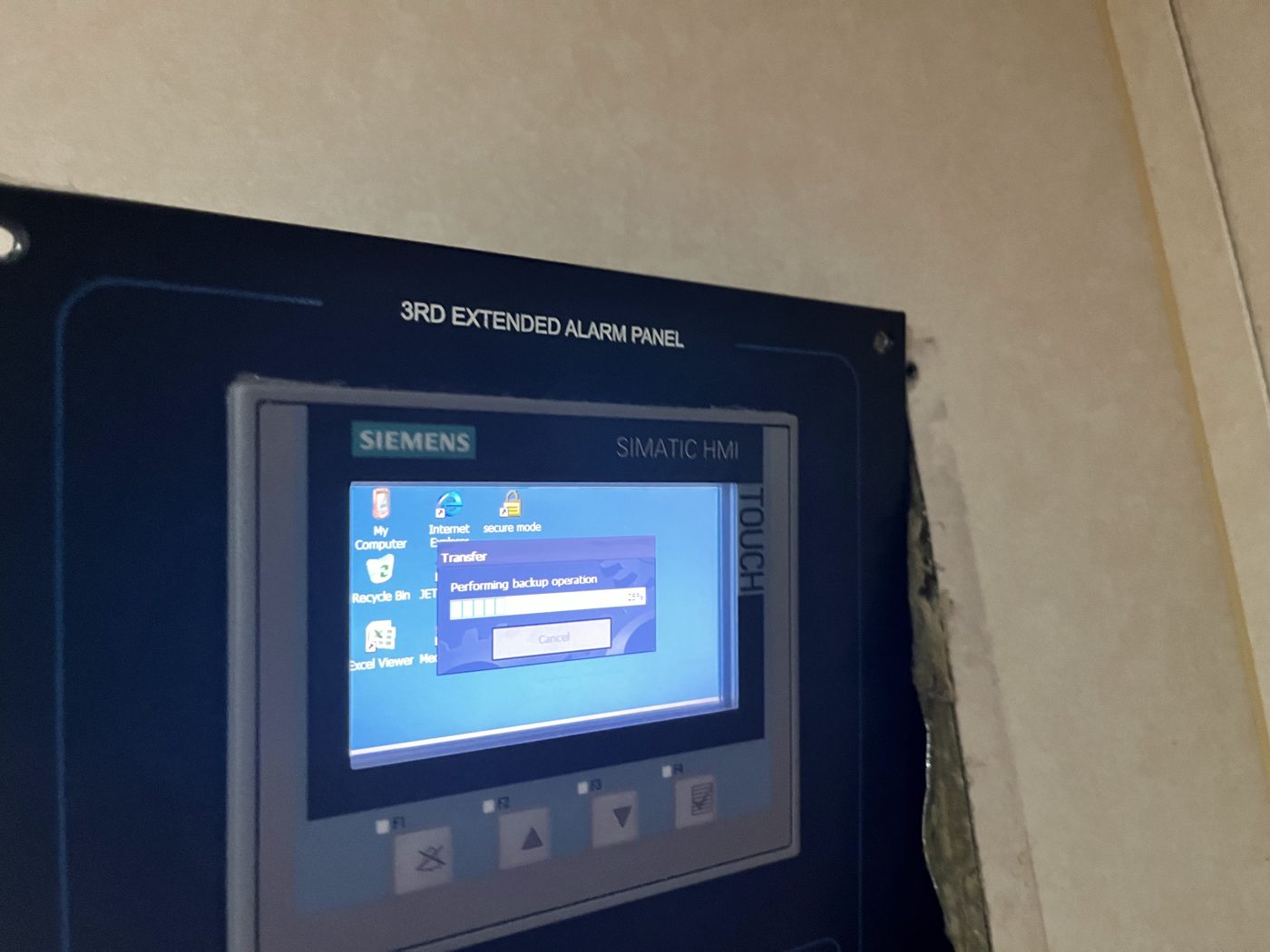 Siemens HMI program transfer during commissioning by Centech engineers